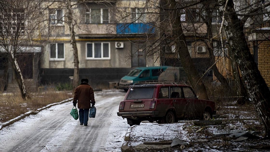 Жители Бахмута пытаются выжить в полуразрушенном городе