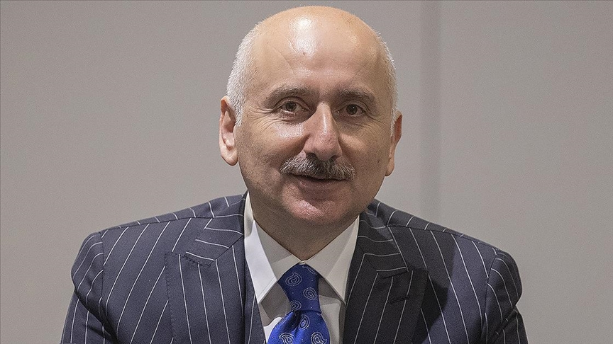 Ulaştırma ve Altyapı Bakanı Karaismailoğlu: Altyapı yatırımlarını bir kez yapıyorsunuz, 100 yıldan fazla kullanıyorsunuz