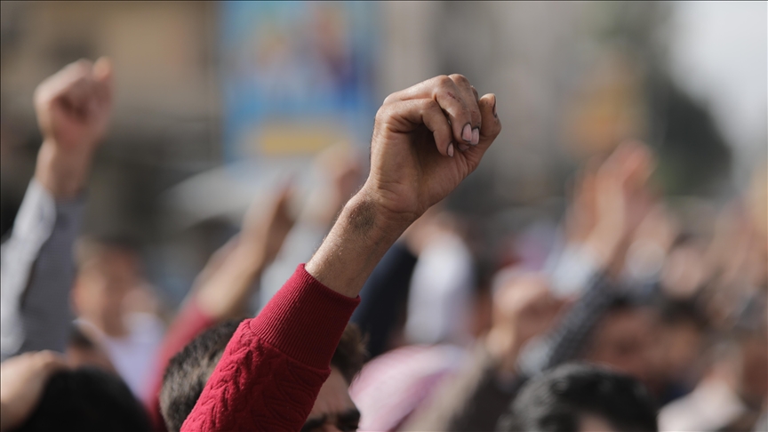 Residents protests YPG/PKK terror group in Syria's Deir ez-Zor