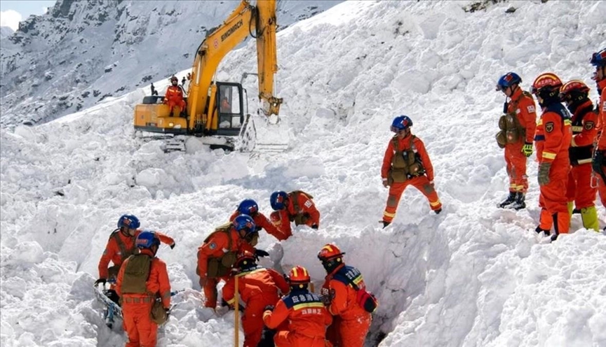 الصين.. مصرع 28 شخصا جراء انهيار جليدي في التبت