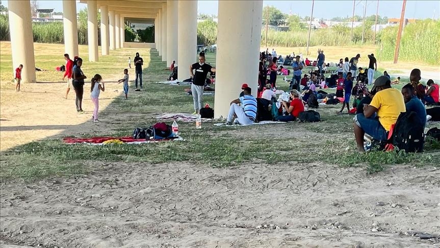 US Coast Guard detains 396 Haitian migrants, Bahamas government says