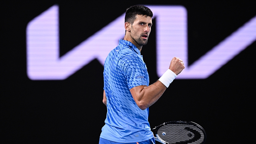 Djokovic, Avustralya Açık'ta çeyrek finale yükseldi