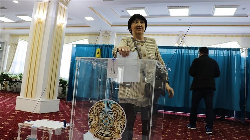 Объявлен календарь досрочных парламентских выборов в Казахстане
