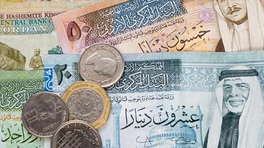 الأردن يرفع الحد الأدنى للأجور 4.2 بالمائة
