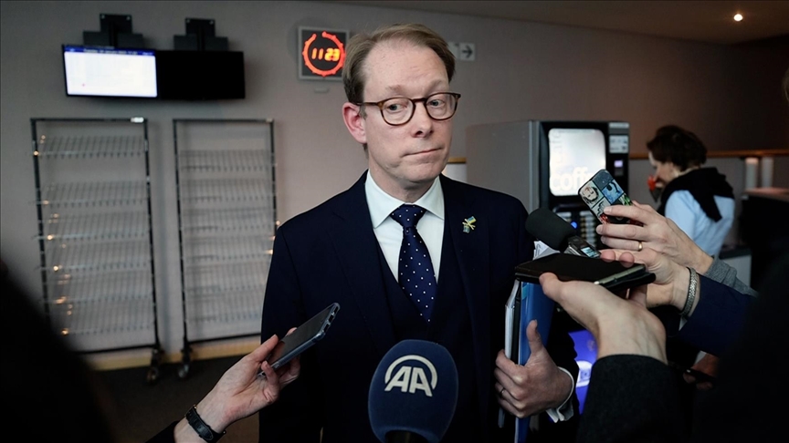 İsveç Dışişleri Bakanı, Kur'an-ı Kerim yakılmasıyla ilgili sorulara yanıt vermeden uzaklaştı