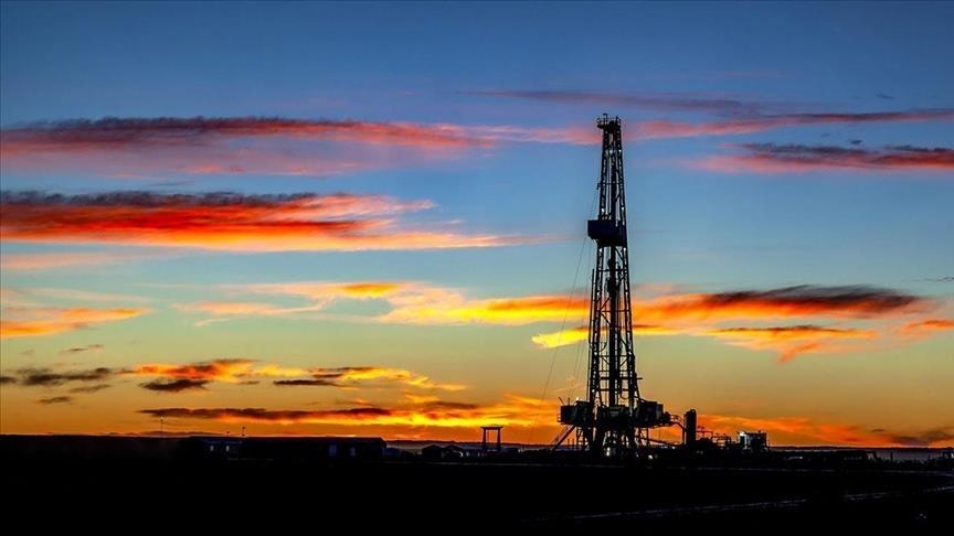 Нефть дешевеет в ожидании экономических данных из США