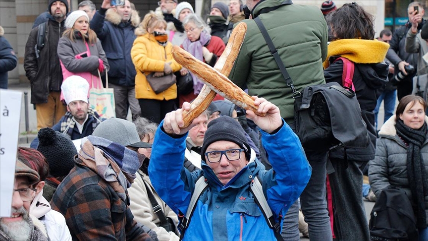 Francuski pekari protestirali u centru Pariza, traže ograničenje rasta cijena energije
