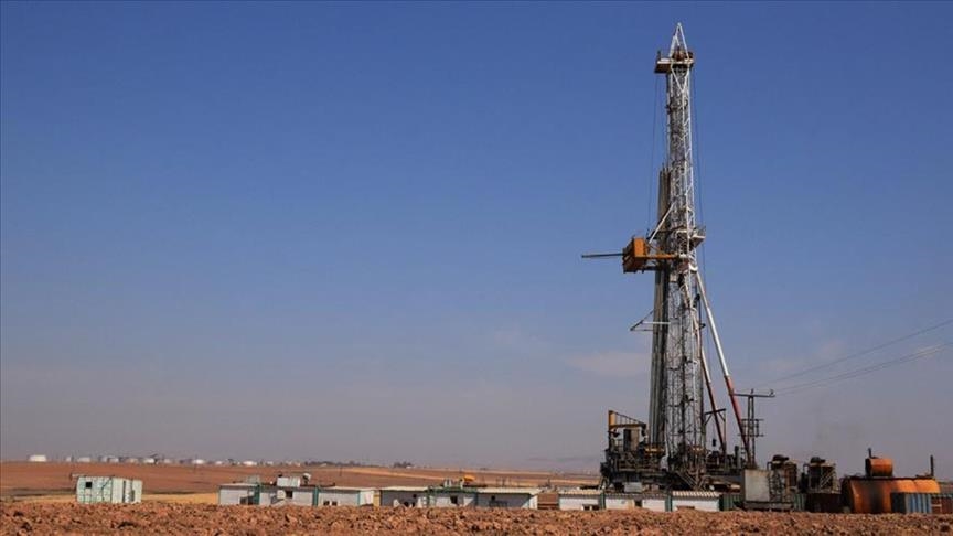 Syrie : Le groupe terroriste YPG/PKK exploite le pétrole pour financer ses activités