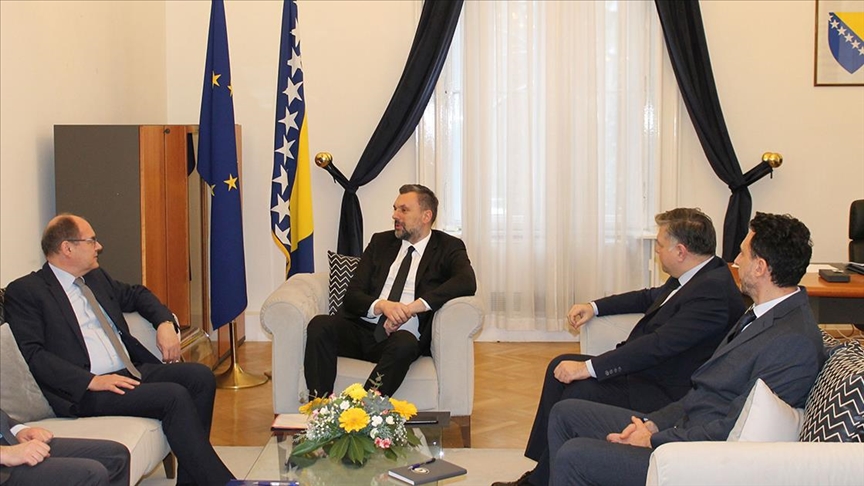 Ministar vanjskih poslova BiH Konaković razgovarao sa visokim predstavnikom Schmidtom