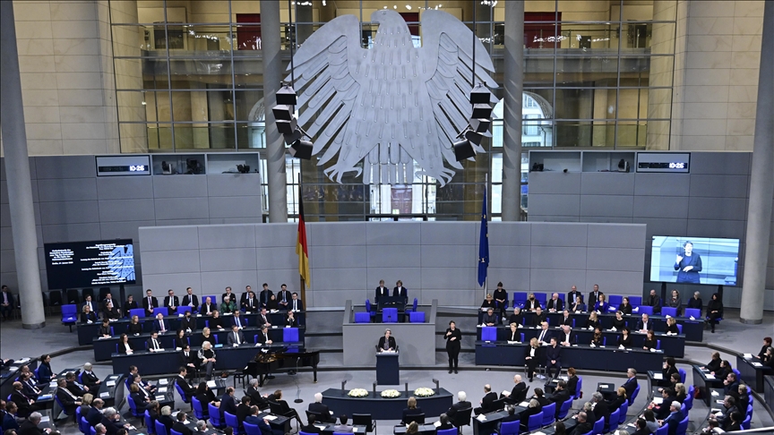 German parliament remembers Holocaust victims with ceremony