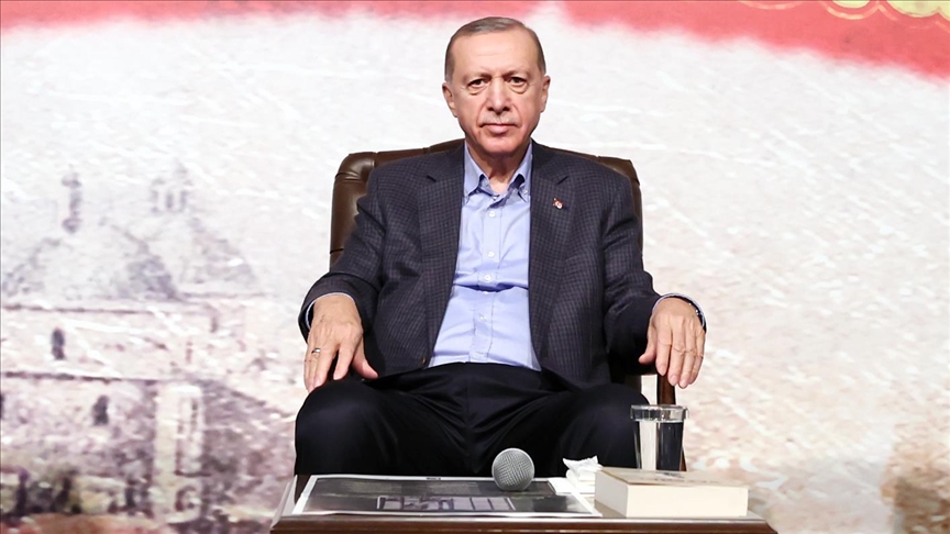 أردوغان يدعو لمحادثات بين تركيا وروسيا وسوريا وإيران 