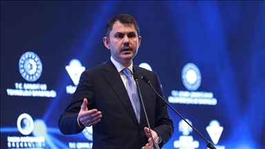 Bakan Murat: İklim değişikliği alanında çalışan genç araştırmacılarımız için burs programını açacağız