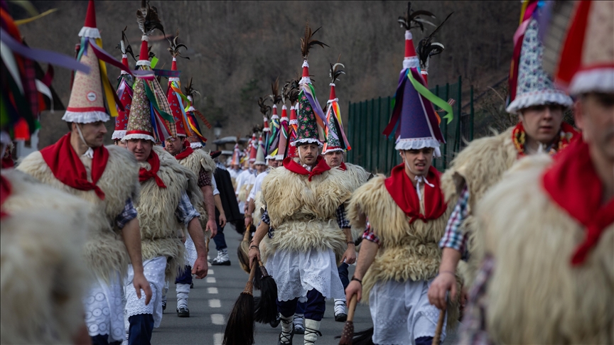 Bizarre Joaldunak festival begins in Spain