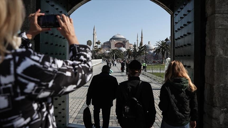 إسطنبول تستقبل أكثر من 16 مليون سائح أجنبي خلال 2022