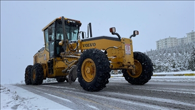 Çorum'da 158 köy yolu kar nedeniyle ulaşıma kapandı