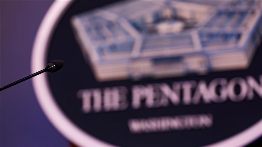 Пентагон отслеживает китайский разведывательный аэростат над США