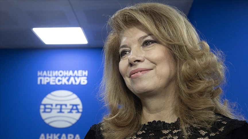 Bulgaristan Cumhurbaşkanı Yardımcısı Yotova, vatandaşlık yenileme taleplerini değerlendirdi