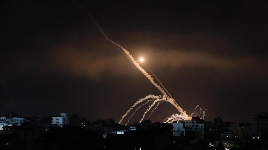 الجيش الإسرائيلي يعلن اعتراض "جسم طائر" في سماء غزة 