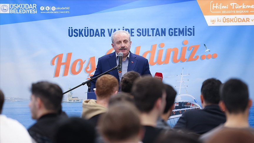 TBMM Başkanı Şentop: Türkiye'nin geleceğine güvenmek önemli, gençlerin en önemli pusulası bu olmalı