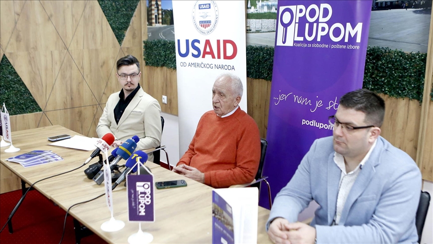 Koalicija Pod lupom: Do 7 sati otvoreno je 90,2 odsto biračkih mjesta, a preostala s 15 minuta zakašnjenja