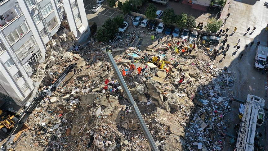 Число жертв землетрясения в Турции приблизилось к 1,5 тыс.