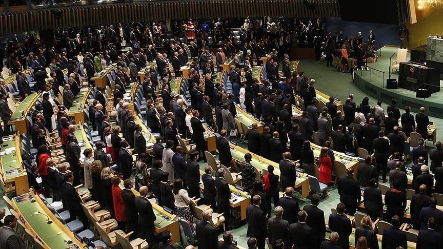 L'Assemblée générale des Nations unies observe une minute de silence après le séisme meurtrier en Türkiye