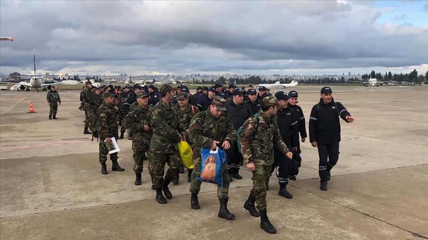 Azerbaycan arama kurtarma ekipleri Adana'ya ulaştı