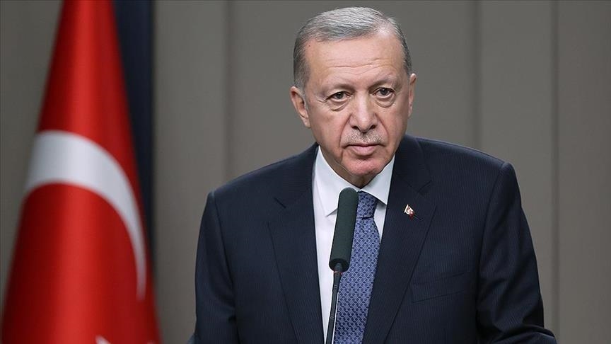 أردوغان يطلع على مستجدات الزلزال من 8 ولاة جنوب تركيا 