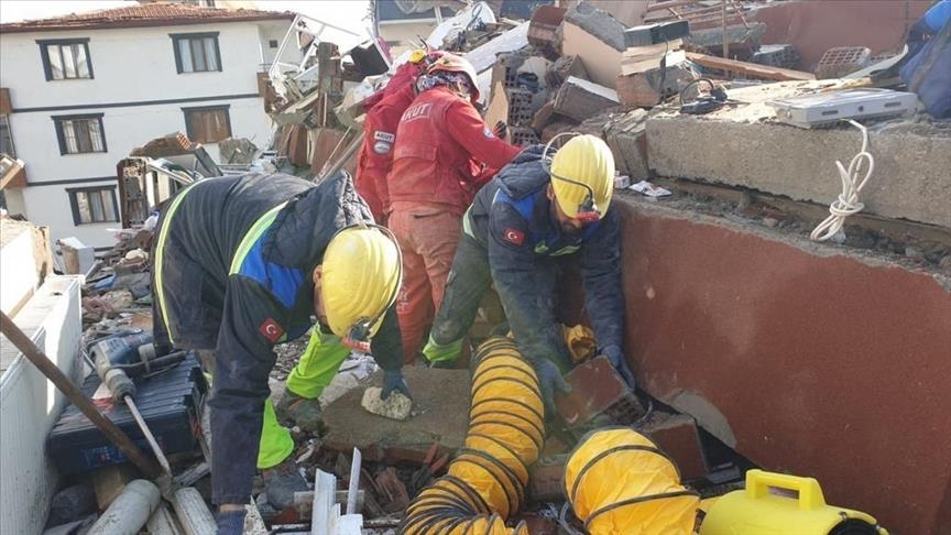 Miners join rescue efforts after major quakes in Türkiye