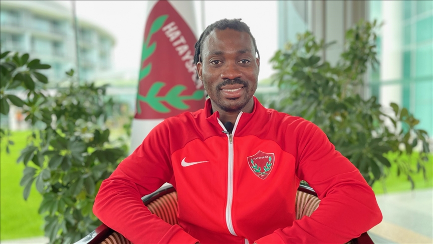 تركيا.. إخراج اللاعب الغاني كريستيان أتسو من تحت الأنقاض