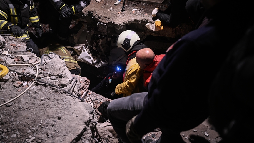 Kanada'dan, depremzedeler için 10 milyon dolar yardım kararı 