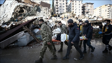 Grupos y organizaciones en Europa lanzan campañas de ayuda humanitaria para las víctimas de los terremotos en Türkiye