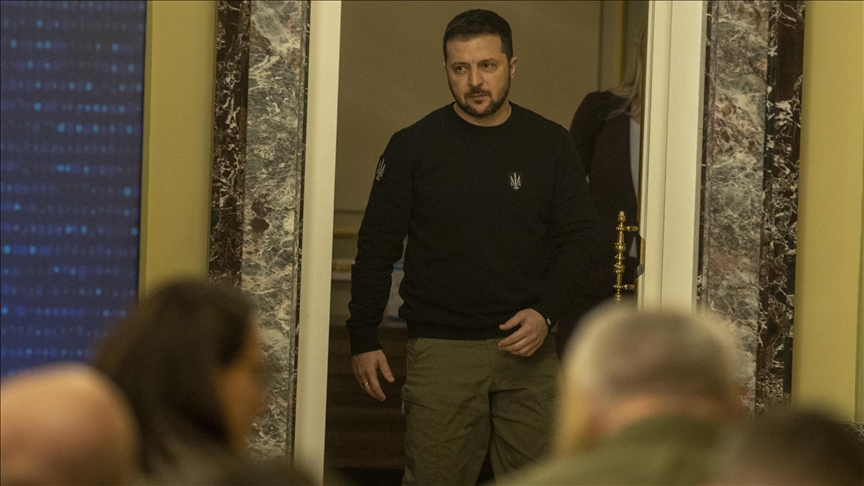 Ukraine's president to visit UK, address parliament