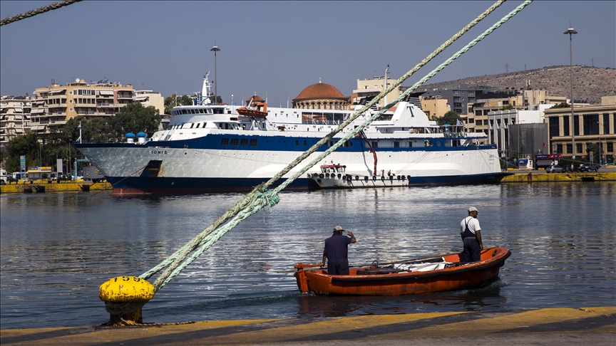 Greek seamen's federation goes on strike