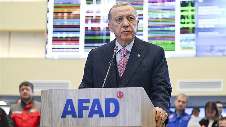 زلزال تركيا.. أردوغان يتوجه إلى المنطقة المنكوبة