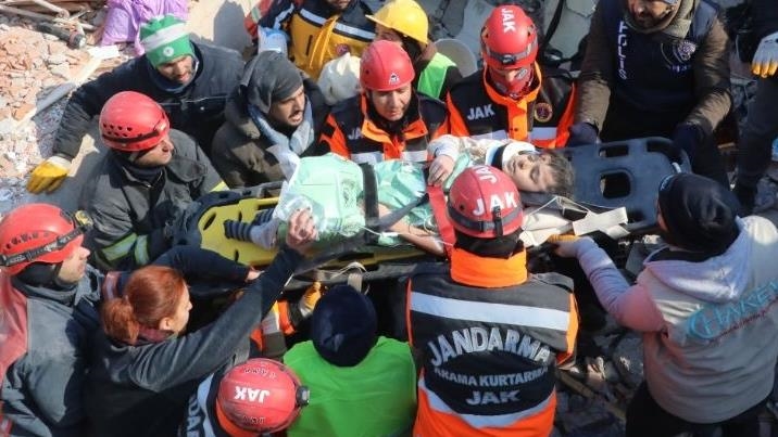 Child rescued 80 hours after quakes hit Türkiye