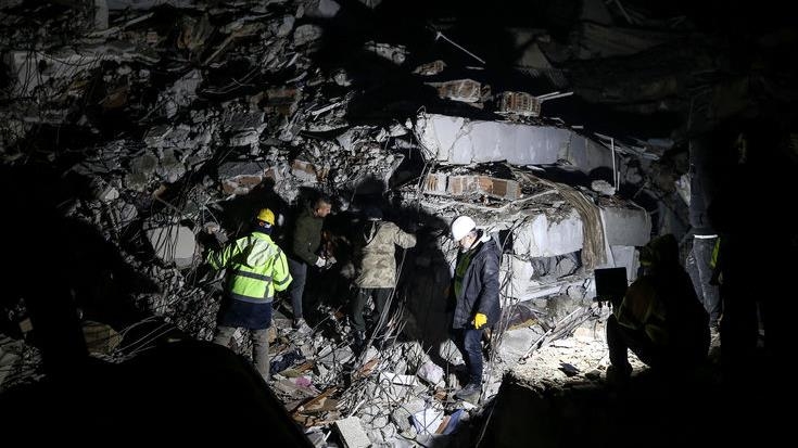 Death toll in Türkiye from earthquakes surpasses 12,000: Agency