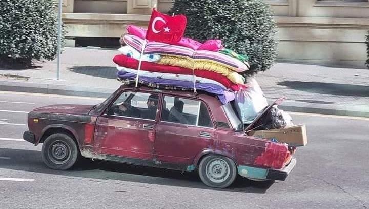 Azerbaijani man with decrepit car influences millions with volunteer work for Türkiye quake victims
