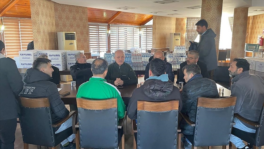 YÖK Başkanı Özvar, deprem bölgesindeki üniversitelerde incelemelerde bulundu