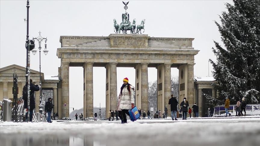 Public sector strikes hit several German states