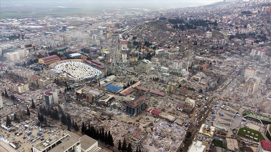 DSÖ'den Türkiye ve Suriye'de depremlerden etkilenen 400 bin kişiye sağlık malzemesi desteği