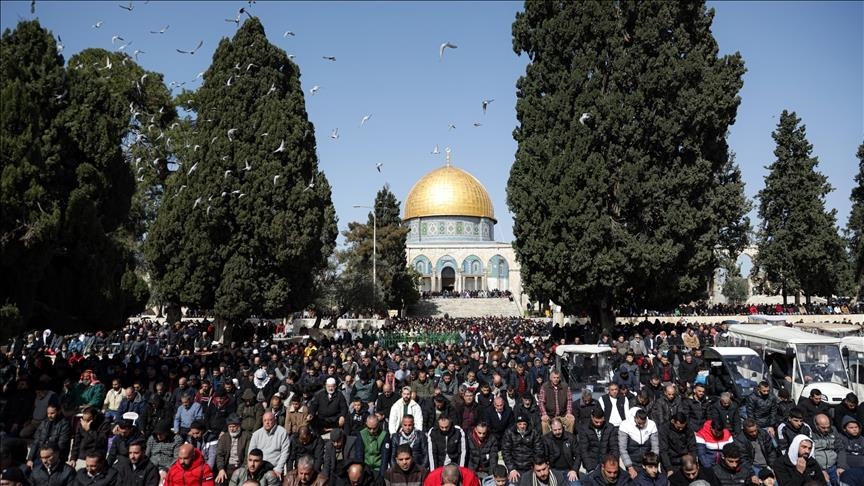 المسجدان الحرام والأقصى يدعوان لغوث متضرري زلزال تركيا وسوريا 