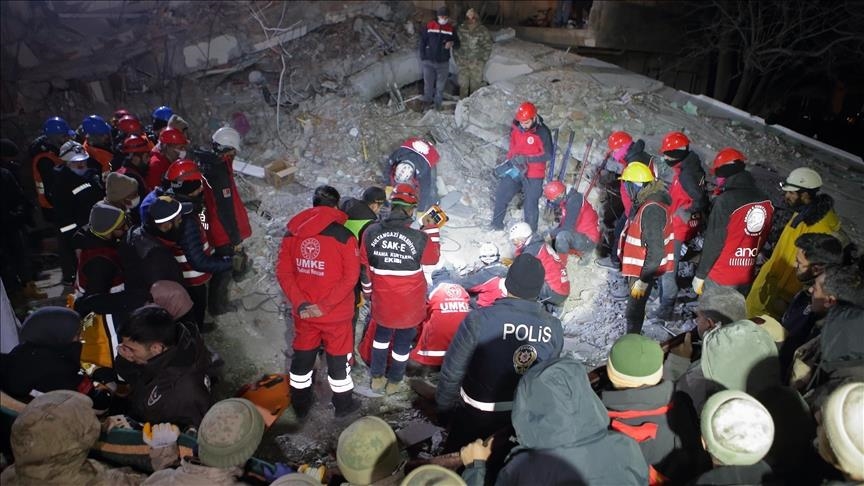 Türkiye: Le bilan des tremblements de terre grimpe à 17 674 décès (Vice-président)  