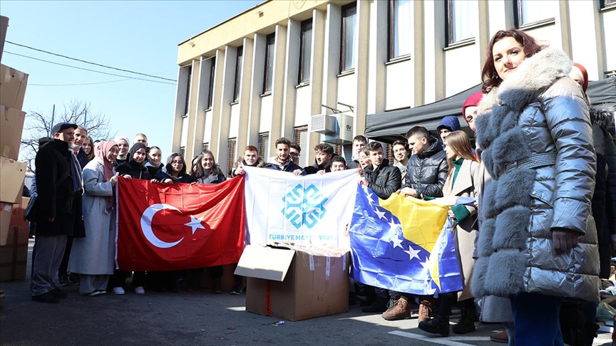 Učenici i nastavnici Maarif škola u Sarajevu volontirali za pomoć Turkiye