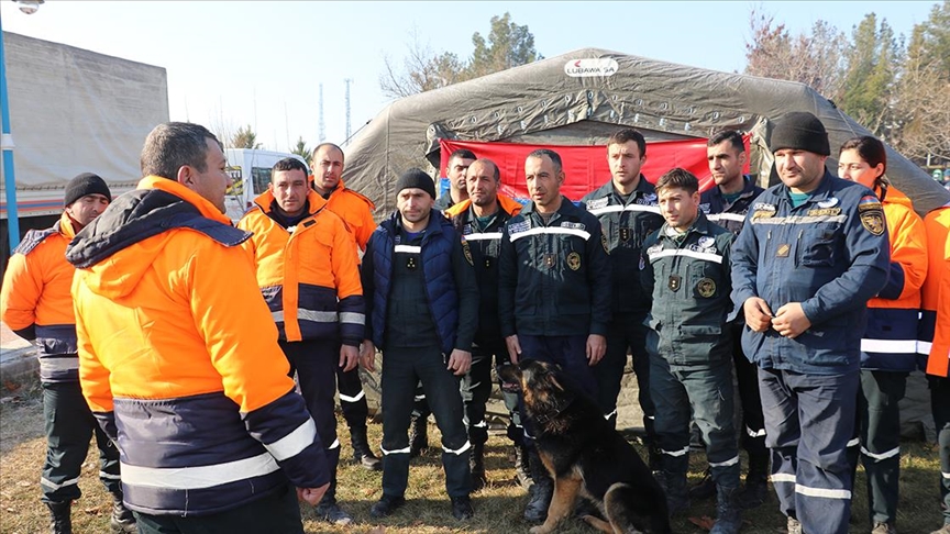 Ermenistan'dan gelen ekip Adıyaman'da arama kurtarma çalışmalarına katılıyor