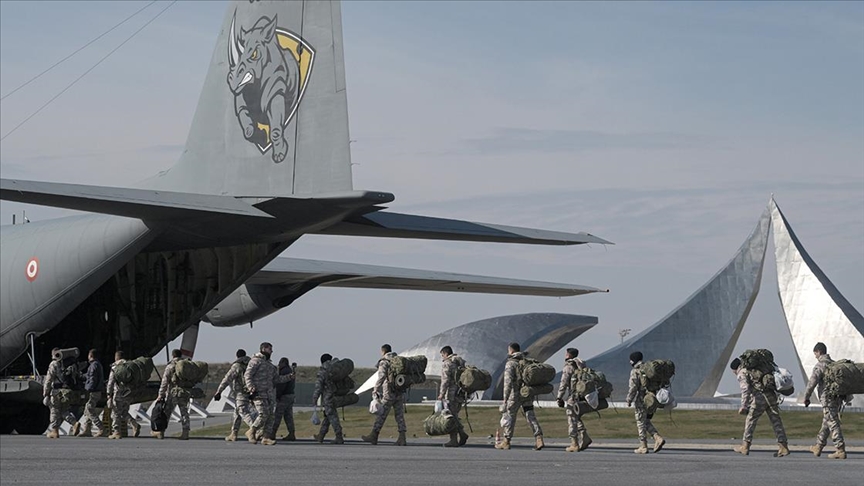 Deprem bölgesinde gönüllü görev alacak askerler Adıyaman'a gitti