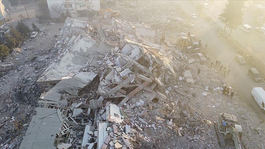 Adıyaman'da yıkılan çok sayıda binanın müteahhidi Yavuz Karakuş ve eşi Sevilay Karakuş gözaltına alındı