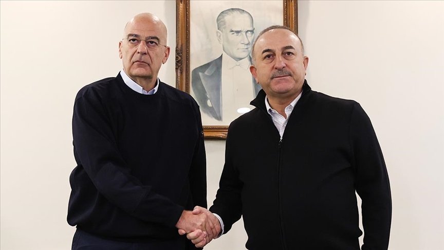 Greek foreign minister arrives in Türkiye to visit quake-hit southern region