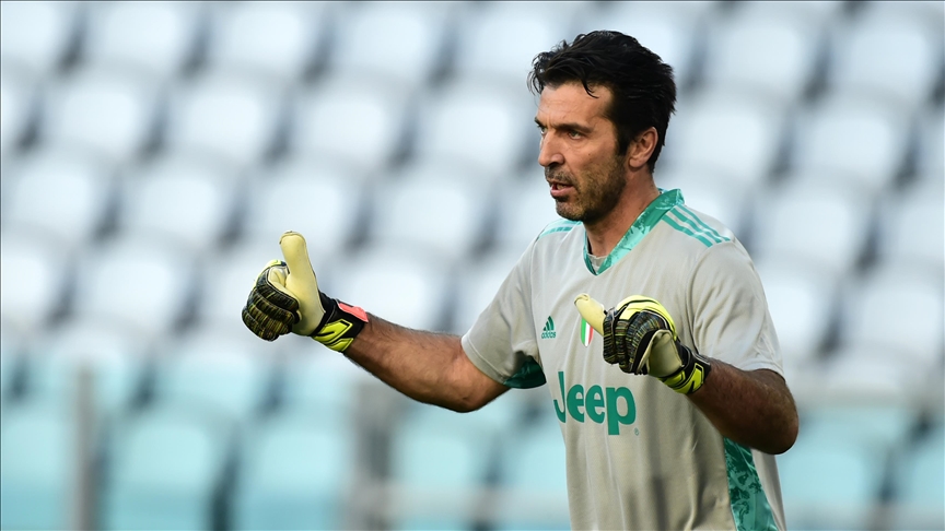 Italian goalkeeper Buffon’s gloves put on sale for earthquake victims in Türkiye Italian goalkeeper Buffon’s gloves put on sale for earthquake victims in Türkiye