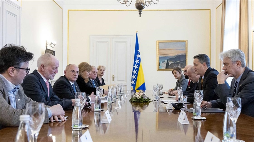 Bećirović sa članovima njemačkog Bundestaga: Kandidatski status BiH u EU šansa za napredak